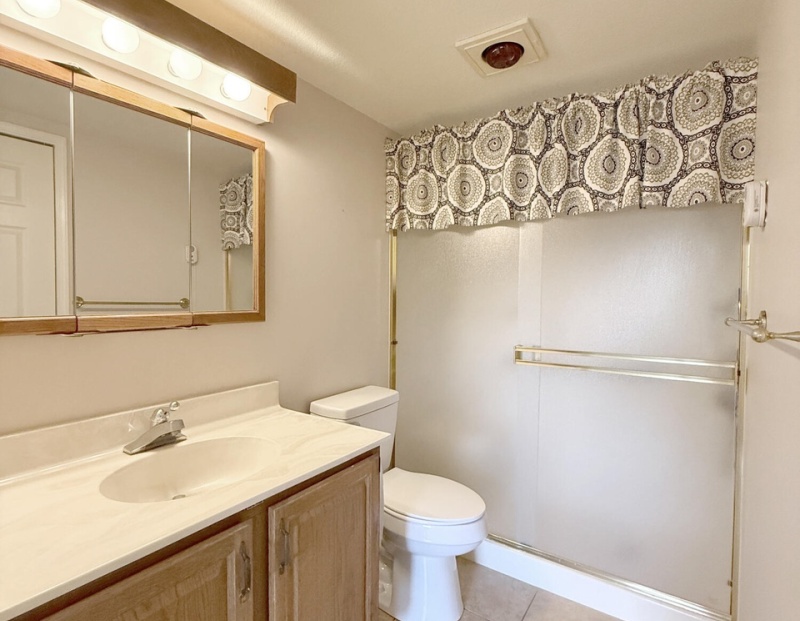 10330 W Thunderbird Blvd A304, Sun City, Arizona 85351, 0 , 0 ,1 BathroomBathrooms,1 Bedroom Condos,For Sale,W Thunderbird Blvd A304,0,1261 10330 W Thunderbird Blvd A304, Sun City, Arizona 85351, 0 , 0 ,1 BathroomBathrooms,1 Bedroom Condos,For Sale,W Thunderbird Blvd A304,0,1261