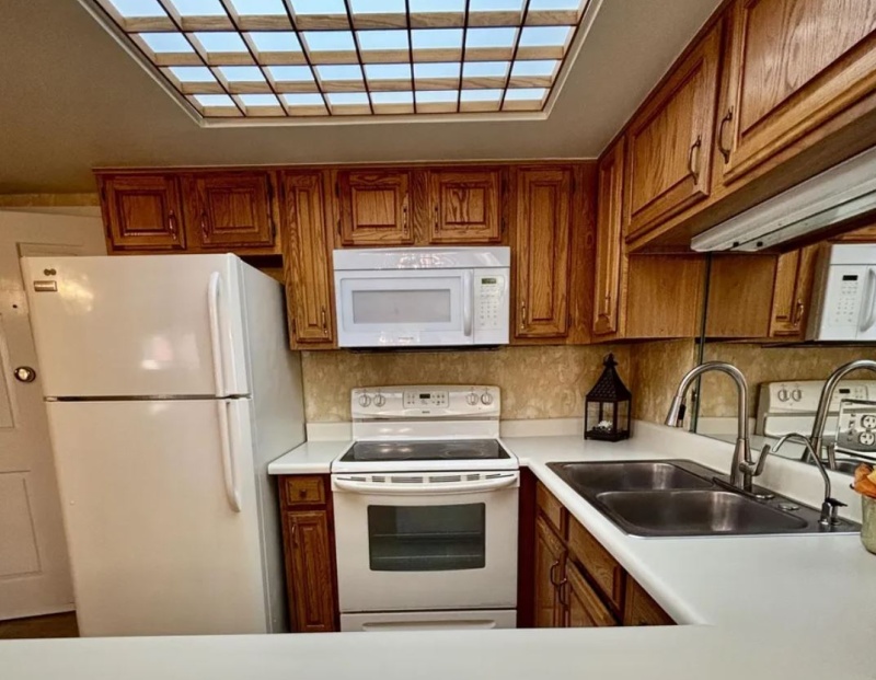 10330 W Thunderbird Blvd C326, Sun City, Arizona 85351, 0 , 0 ,2 BathroomsBathrooms,1 Bedroom Condos,For Sale,W Thunderbird Blvd C326,0,1293