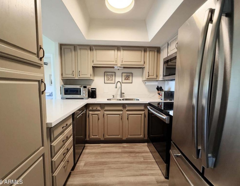 10330 W Thunderbird Blvd Unit C202, Sun City, Arizona 85351, 0 , 0 ,2 BathroomsBathrooms,2 Bedroom Condos,For Sale,W Thunderbird Blvd Unit C202,0,1297