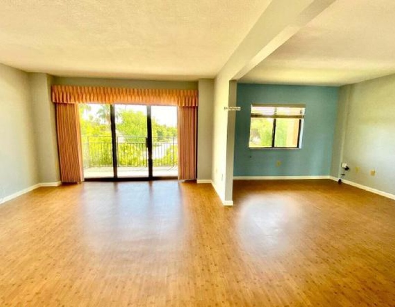 10330 W Thunderbird Blvd Unit C319, Sun City, Arizona 85351, 0 , 0 ,2 BathroomsBathrooms,2 Bedroom Condos,For Sale,W Thunderbird Blvd Unit C319,0,1315