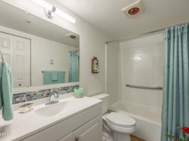 10330 W Thunderbird Blvd, Sun City, Arizona 85351, ,2 BathroomsBathrooms,2 Bedroom Condos,For Sale,W Thunderbird Blvd,1064